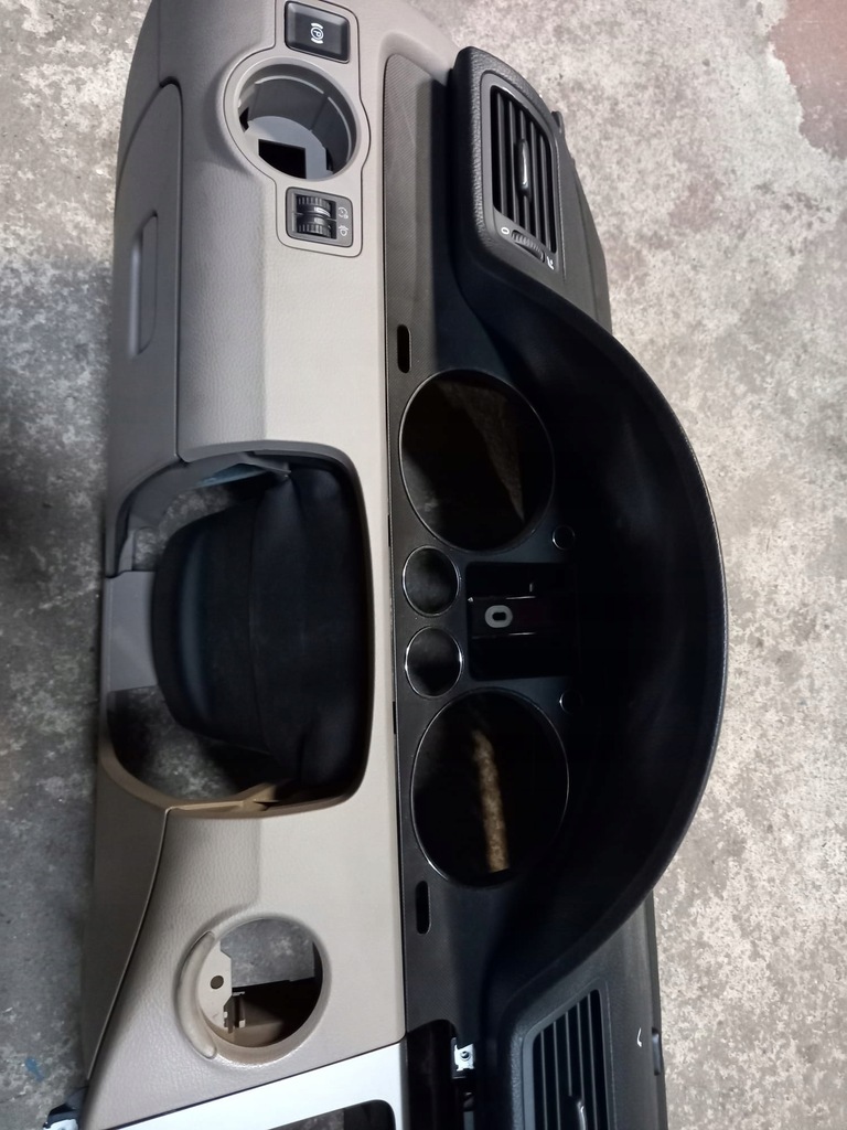 фото №7, Консоль vw passat b6 06r.