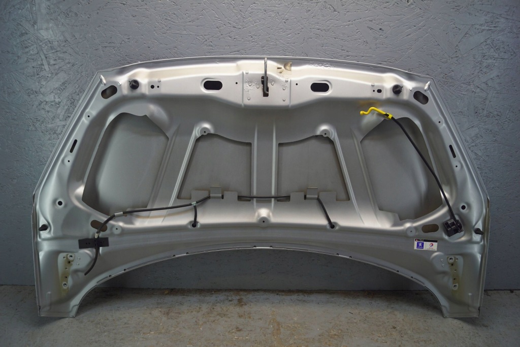 Peugeot 308 t7 капот перед m819 с Разборки