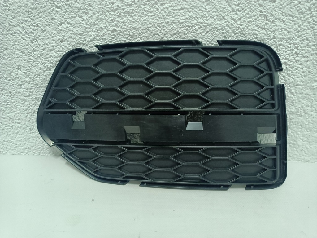 фото №1, Audi q3 lift оригінальна решітка ліва 8u0807151f