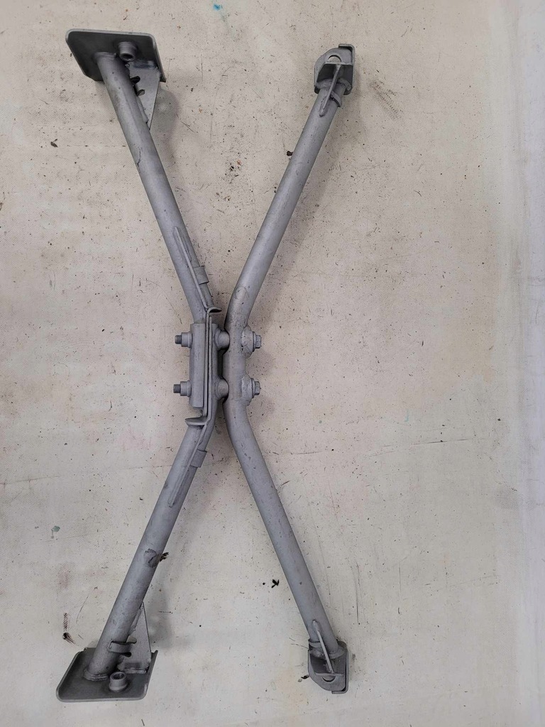 фото №1, Кронштейн кронштейн bmw i3 6863511