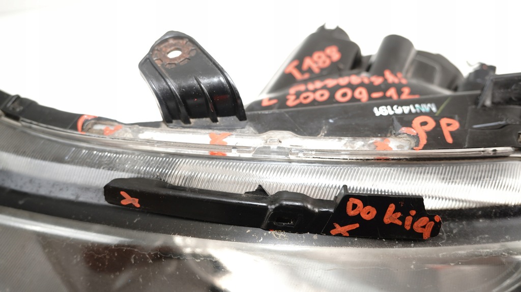 фото №15, Лампа лівий перед передня mitsubishi l200 09-12r