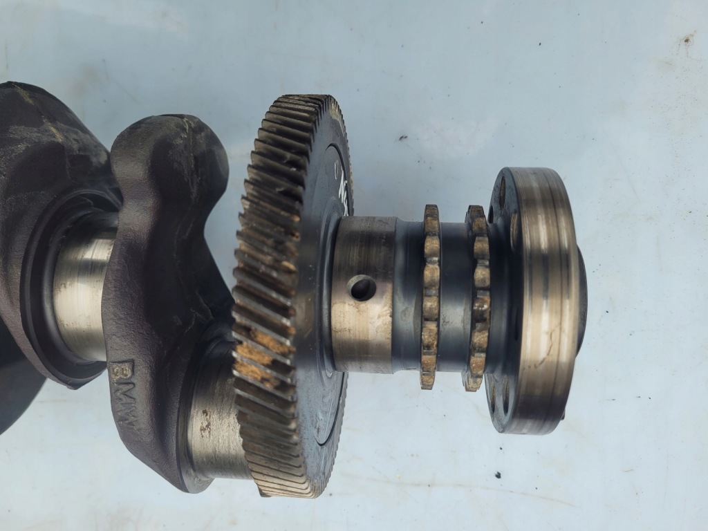 Wał коленчатый bmw e60 e61 n47d20 2.0d повреждённый в Украине