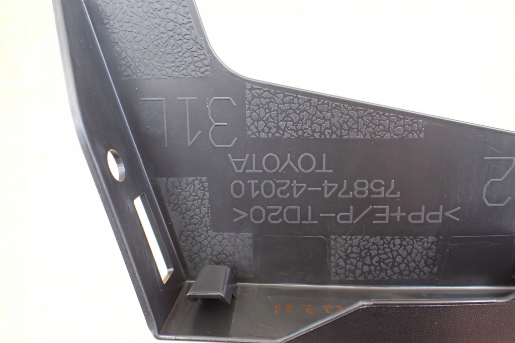 фото №9, Накладка молдинг левая крыла заднего lewego toyota rav4 v 75874-42010