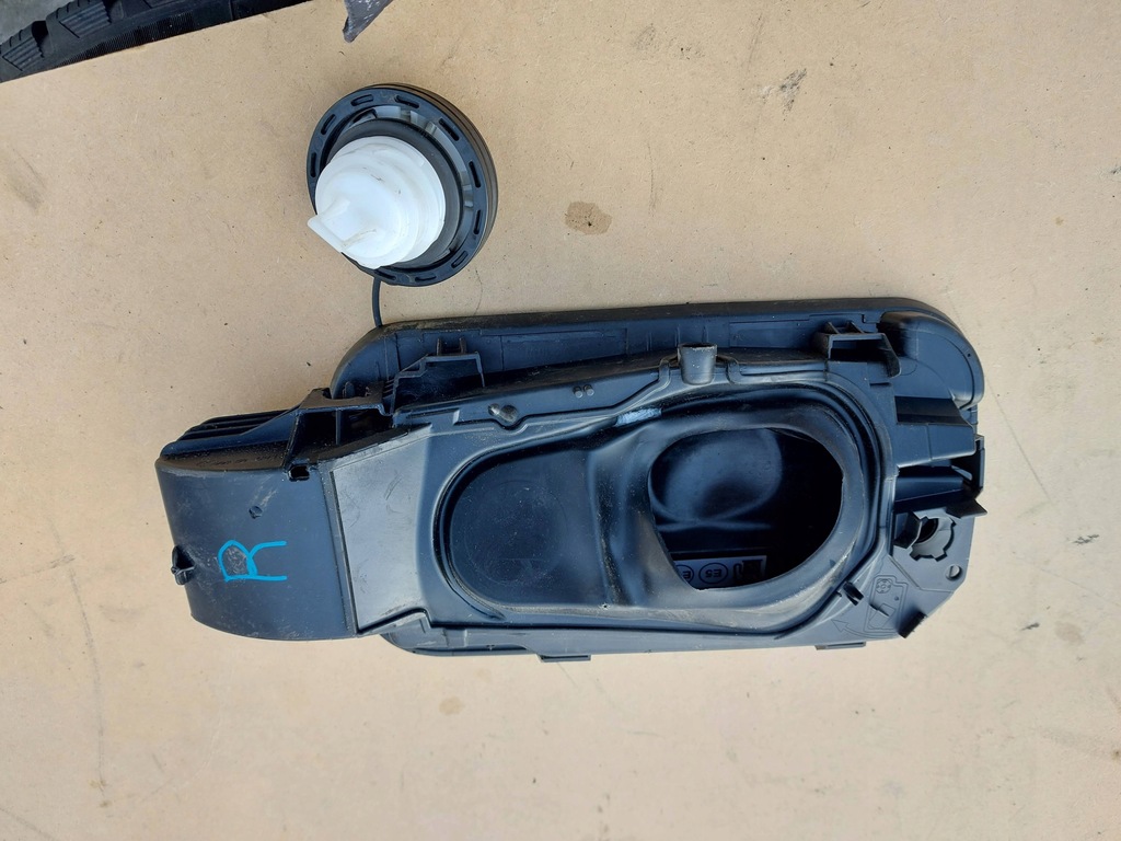 фото №4, Крышка заливной топлива peugeot partner rifter berlingo iv 19-