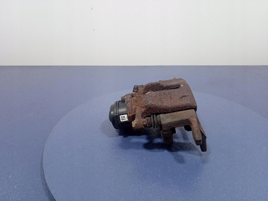 фото №4, Audi a4 b8 quattro супорт гальмівний електричний задня лівий скоба 32347485