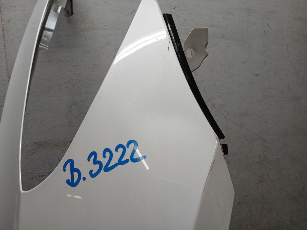 Крыло перед правый tesla iii 3 Доставка