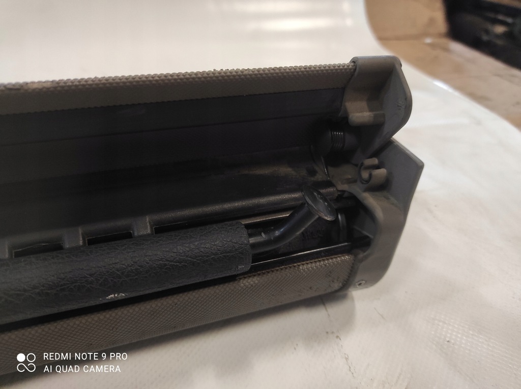 фото №9, Шторка сетка багажника audi a6 c5