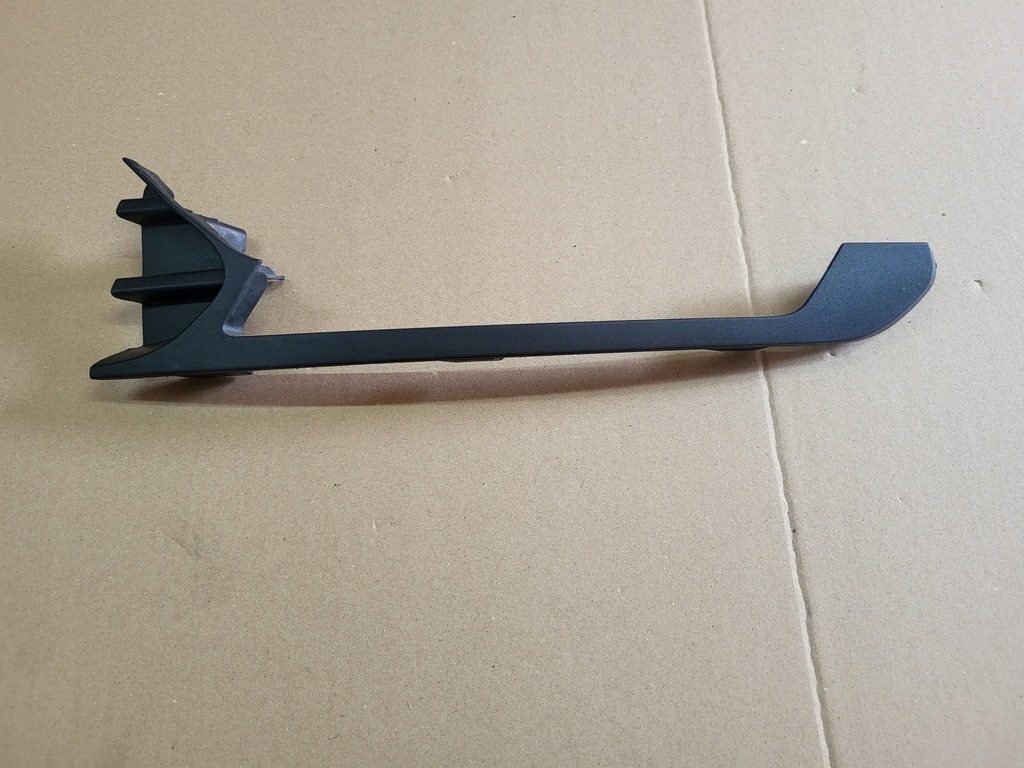 фото №1, Renault clio iv 4 lift молдинг na бампер передний pod свет led левая