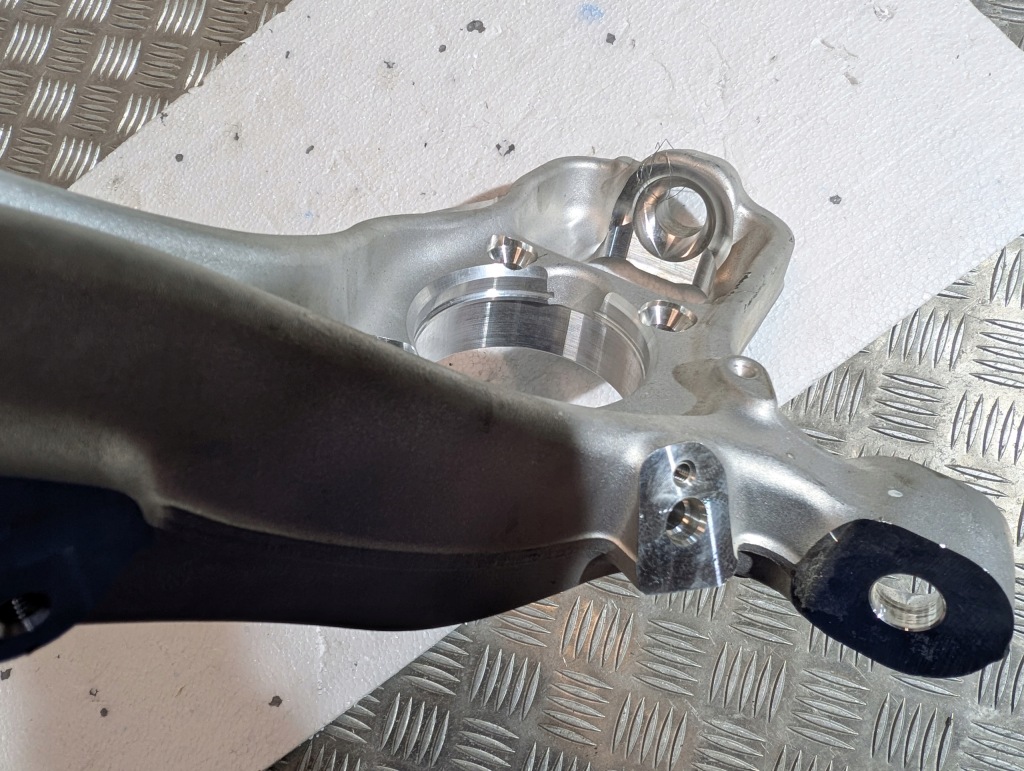 фото №7, Mercedes gle 167 w167 a16726r поворотный кулак правая перед nowa оригинал