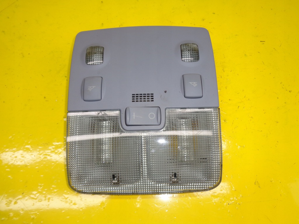 фото №1, Audi a3 8l lift лампа потолочный