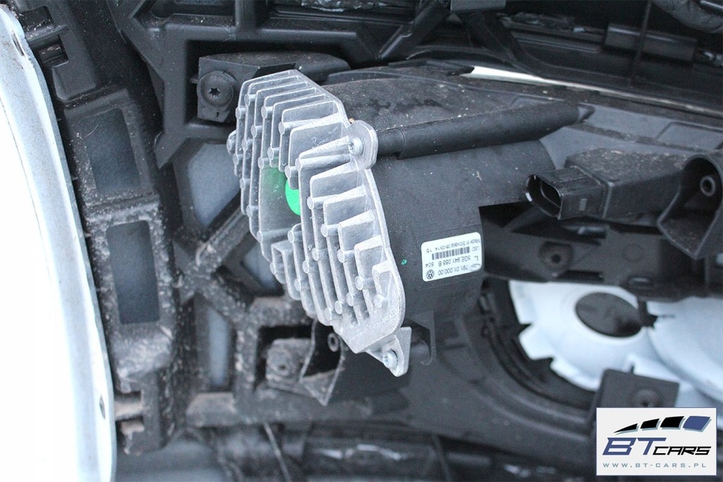 фото №10, Vw e-golf 7 перед капот крылья бампер передний крыло лампа lc9a q2q2 5g