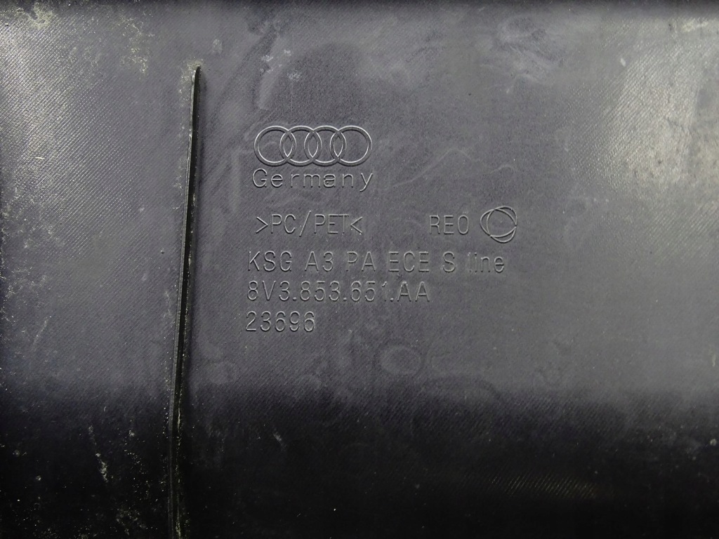 Решётка радиатора решётка радиатора бампера радиатора audi a3 8v lift 8v3853651aa Недорого