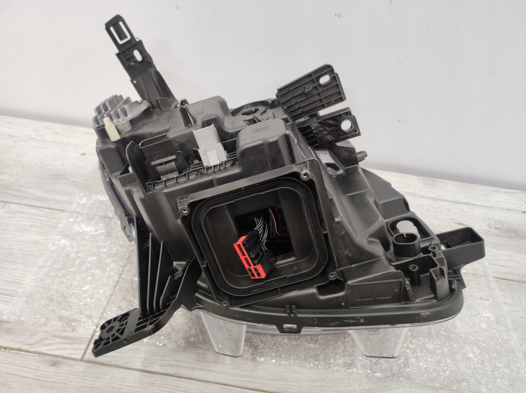 фото №13, Лампа перед левая smart fortwo forfour full led 260607083r a4539069701 eu