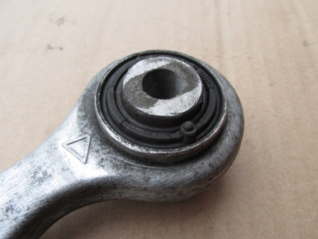 фото №5, Audi a6 c7 allroad 3.0 tdi рычаг правый задняя задний 8k0501530n