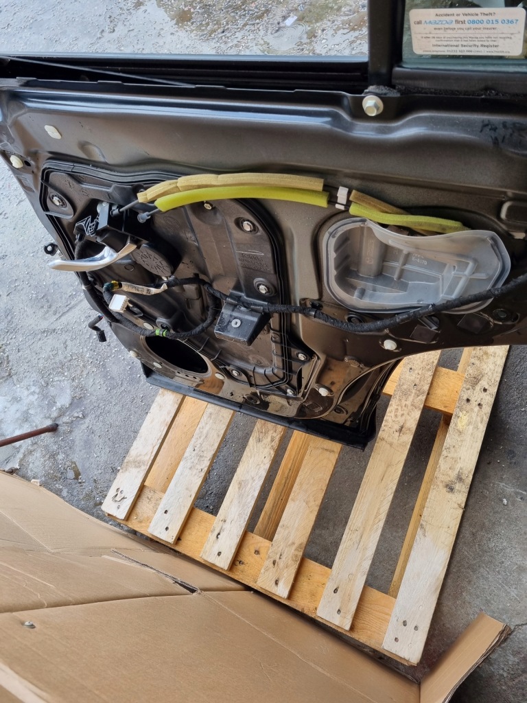 Mazda cx-5 1 12-14r дверь правое правая  задние задний 41w Киев