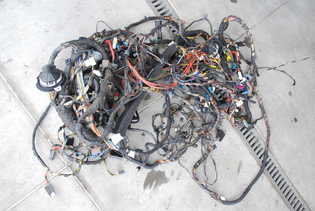 фото №5, Countryman r60 электропроводка главная салон 1.6d uk