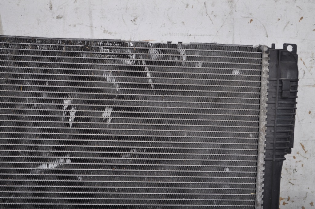 Купить Bmw f20 радиатор воды 8678027