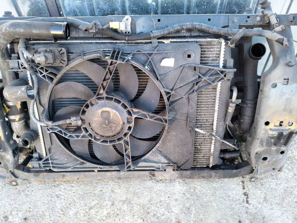 фото №15, Pas передний усилитель nissan qashqai i j10 dci дизель 06-09 przedlift