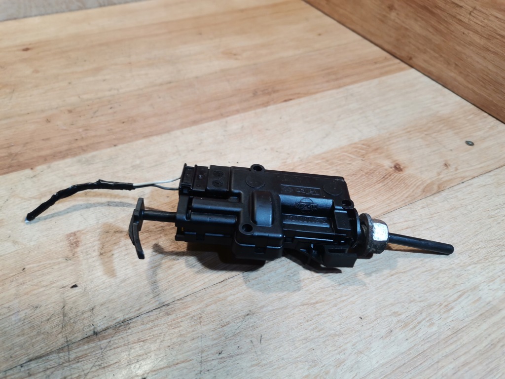 фото №7, Привід кришка заливної пального renault laguna iii