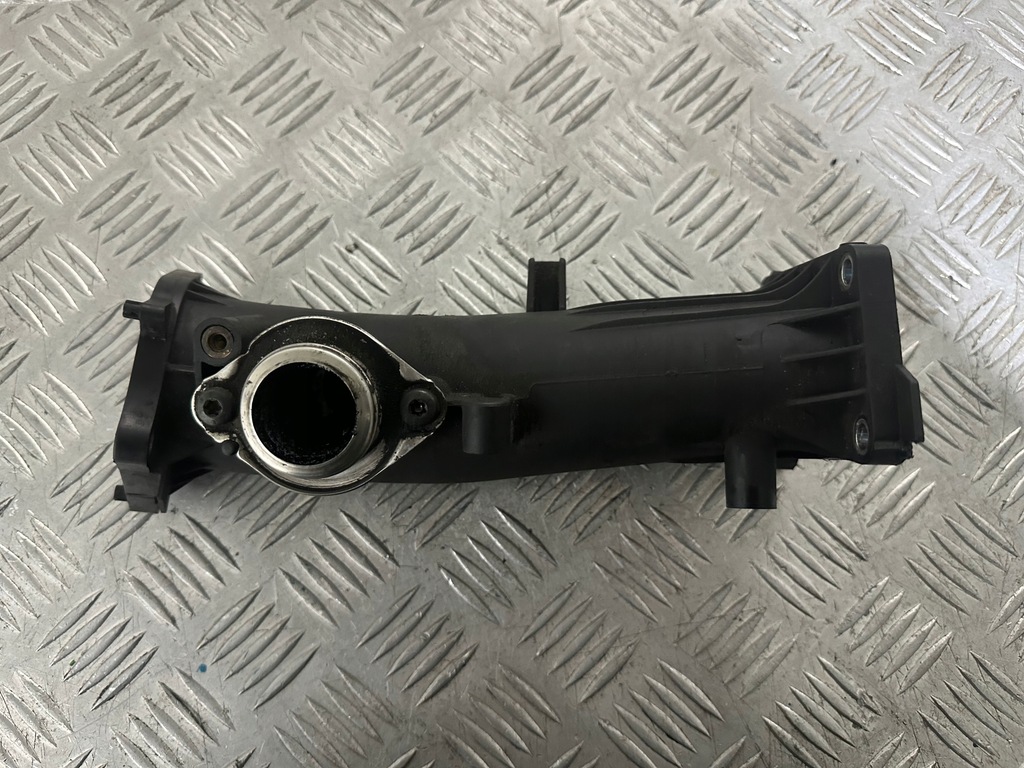 фото №4, Porsche macan 95b 3.0 tdi труба шланг воздуха 059145762ab