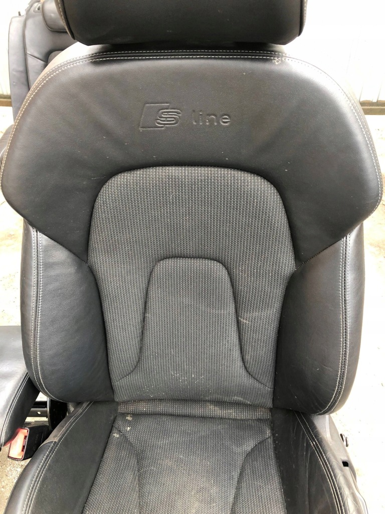 Купити Сидіння ковші напівшкіра+ матеріал speed audi a4 b8 kombi/sedan s line 08-15