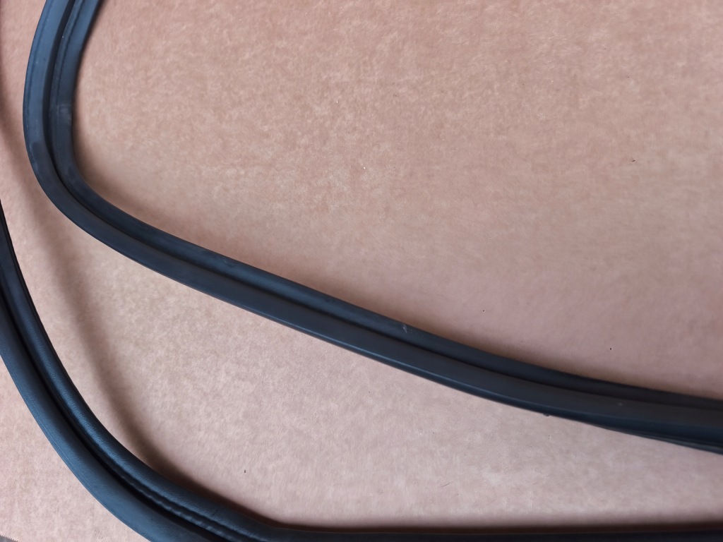 Nissan juke рестайлінг  2014r 1.5 dci f15 прокладка кришки багажника Доставка