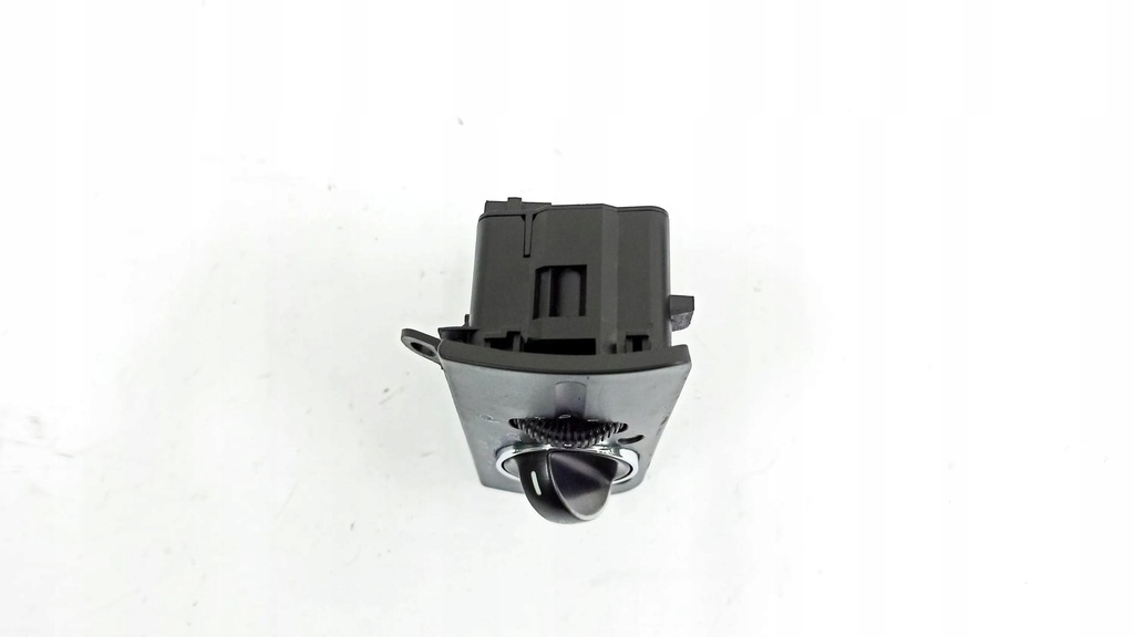 фото №8, Mercedes-benz e w211 2008 панели управление, переключатели