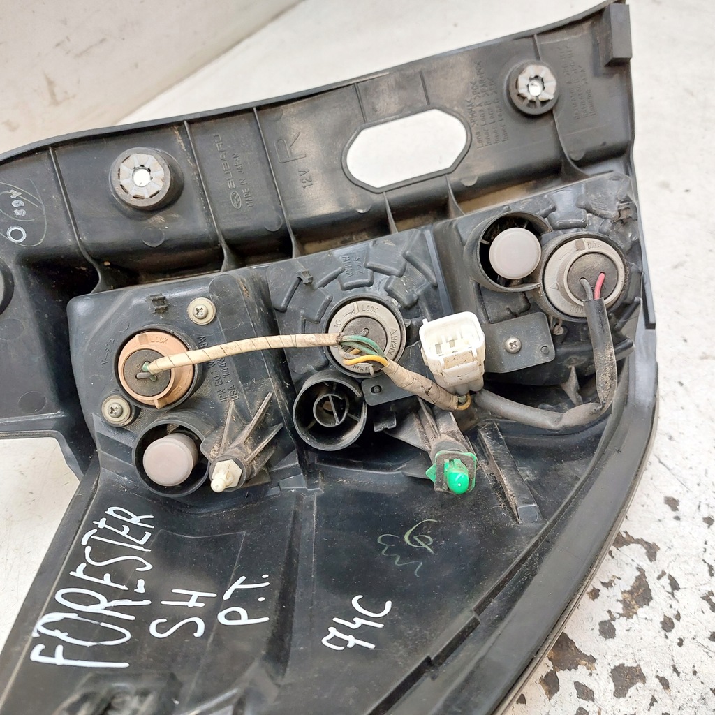 фото №10, Subaru forester sh лампа права задня