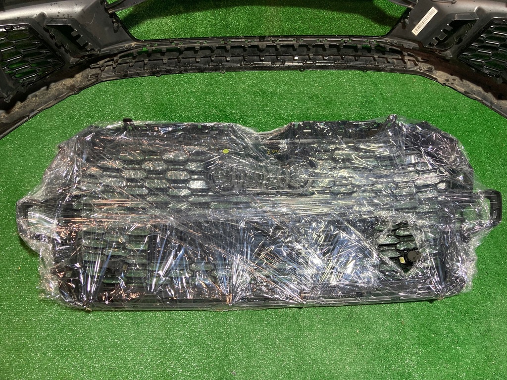 фото №11, Audi rs4 8w rs бампер перед передній решітка радіатора решітка