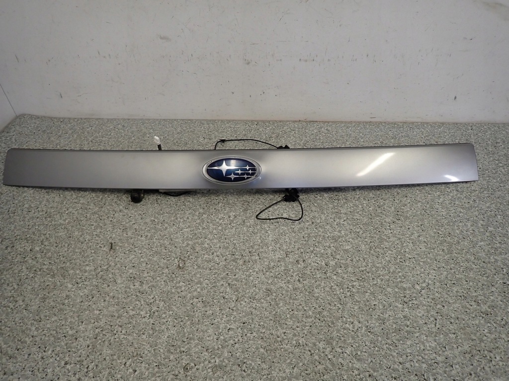 фото №13, Subaru forester iii 2.0d 09- молдинг кришки задня камера ліхтарі