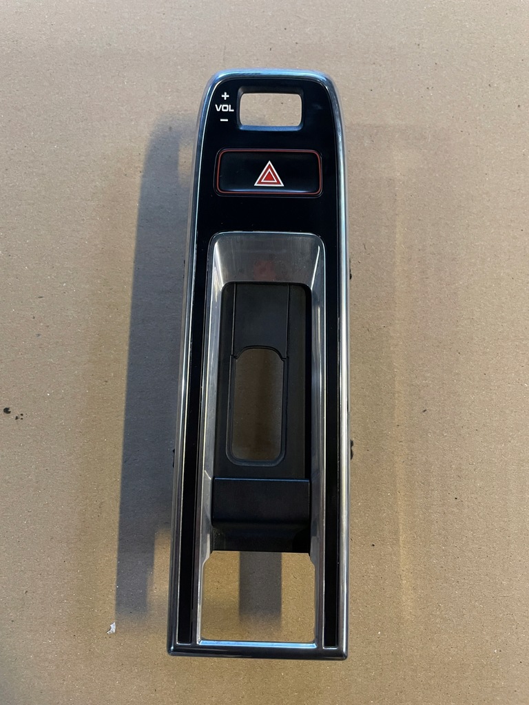 фото №1, Porsche panamera 971 рамка переключения передач 971858401c