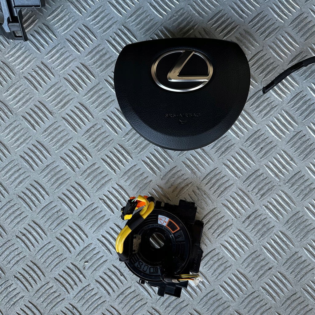 фото №5, Панель приладів комплектна подушка безпеки консоль ремені панель приладів lexus nx nx300 2019 rok