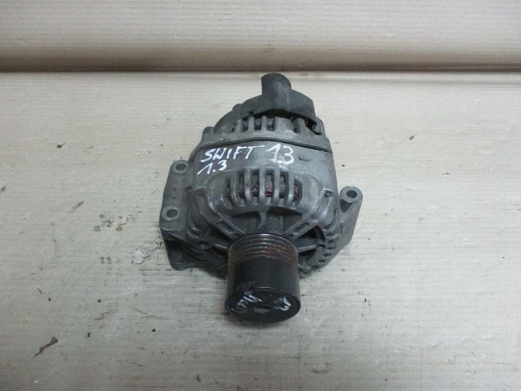 фото №1, Генератор suzuki оригинальный номер 3140085e00