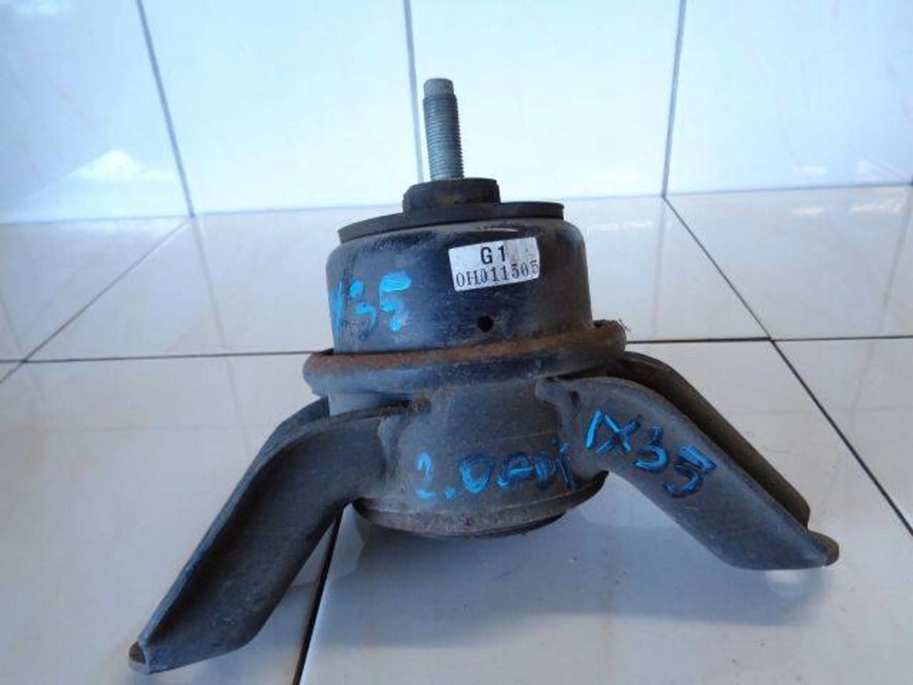 фото №1, Hyundai ix35 10 2.0 gdi кронштейн подушка двигуна