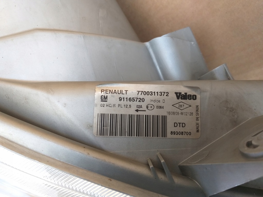 фото №5, Renault trafic ii лампа левая правая перед