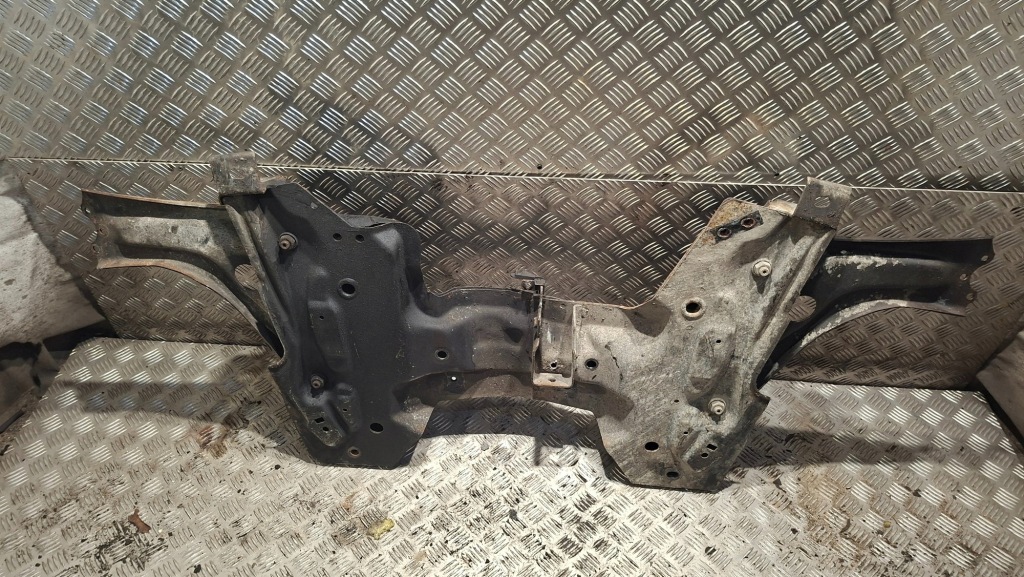 Подрамник передние peugeot 301 1.6hdi Киев