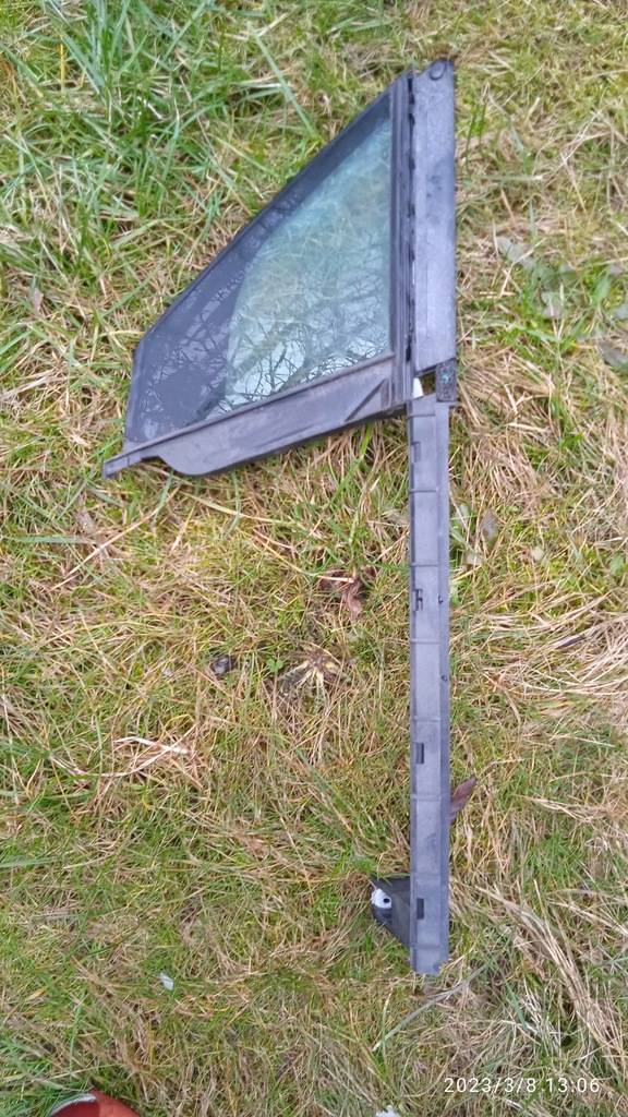 фото №1, Focus mk5 скло трикутник ліва 15r