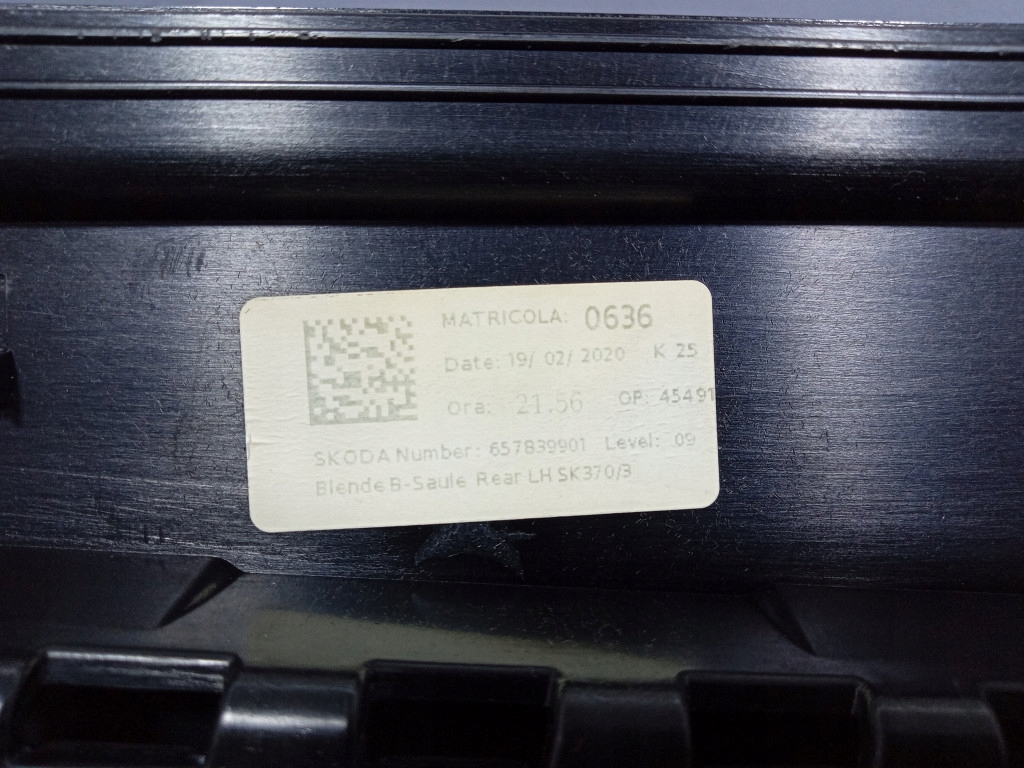 фото №5, Skoda scala молдинг стойка дверь левый задняя 657839901