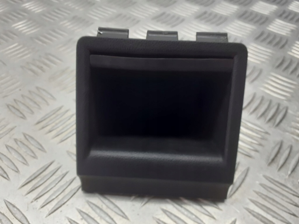 фото №1, Полиця бардачок консолі audi a3 8p 8p0863351d