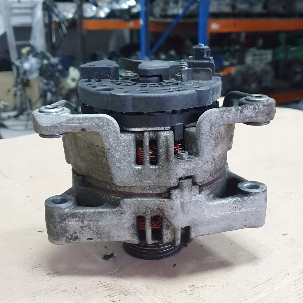 фото №1, Opel corsa 1.2 генератор 0124325171