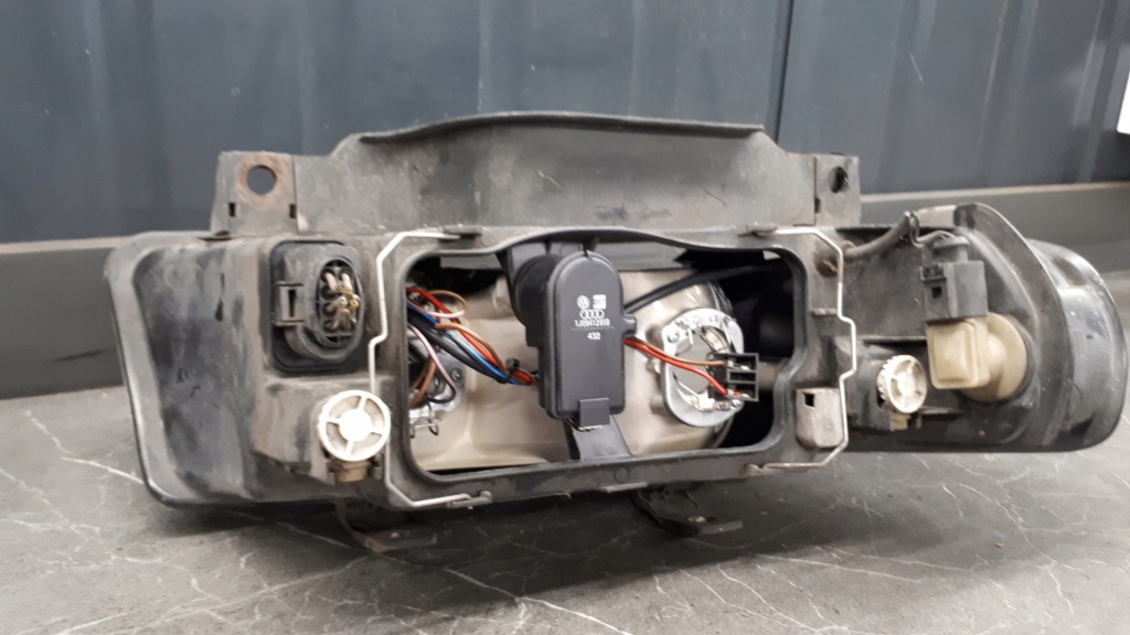 фото №9, 67742691 фара левый перед seat toledo ii