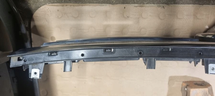 фото №11, Решітка радіатора решітка радіатора vw touareg iii r line