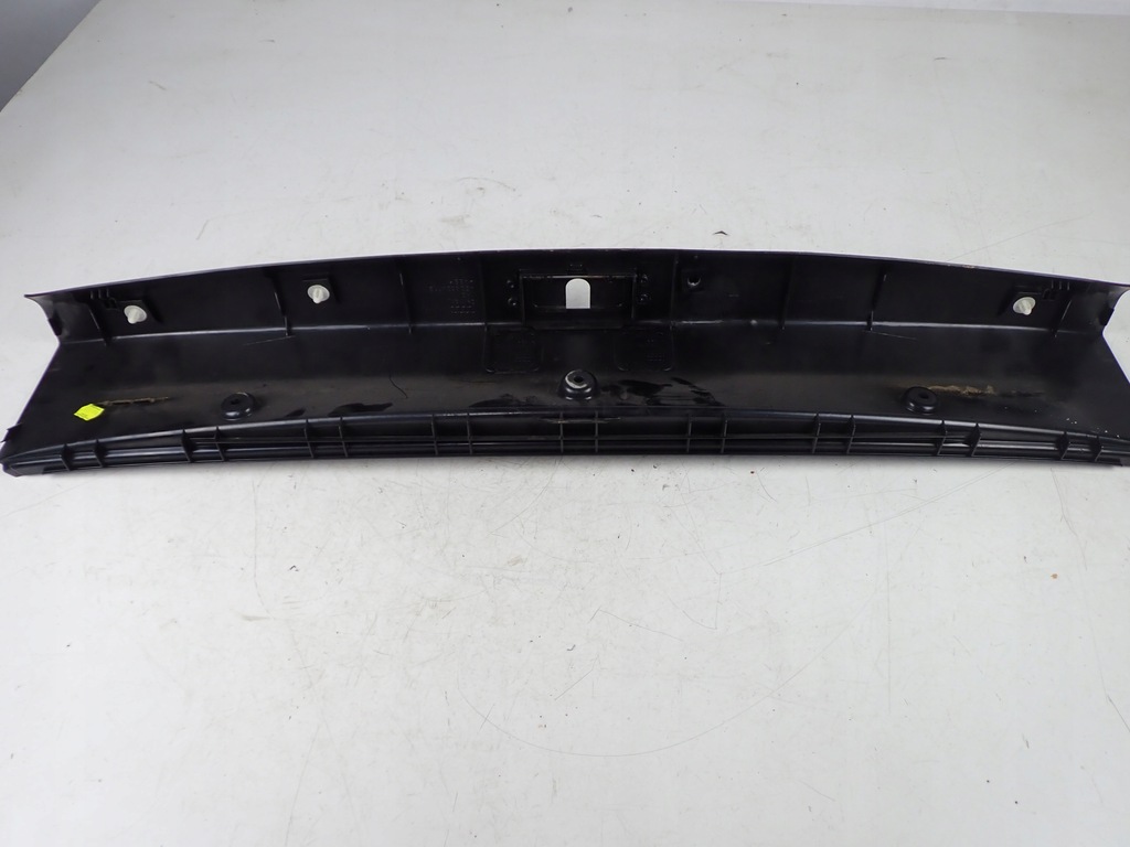 фото №8, Накладка молдинг защита поперечина задняя багажника audi s8 d3 4e0863471b