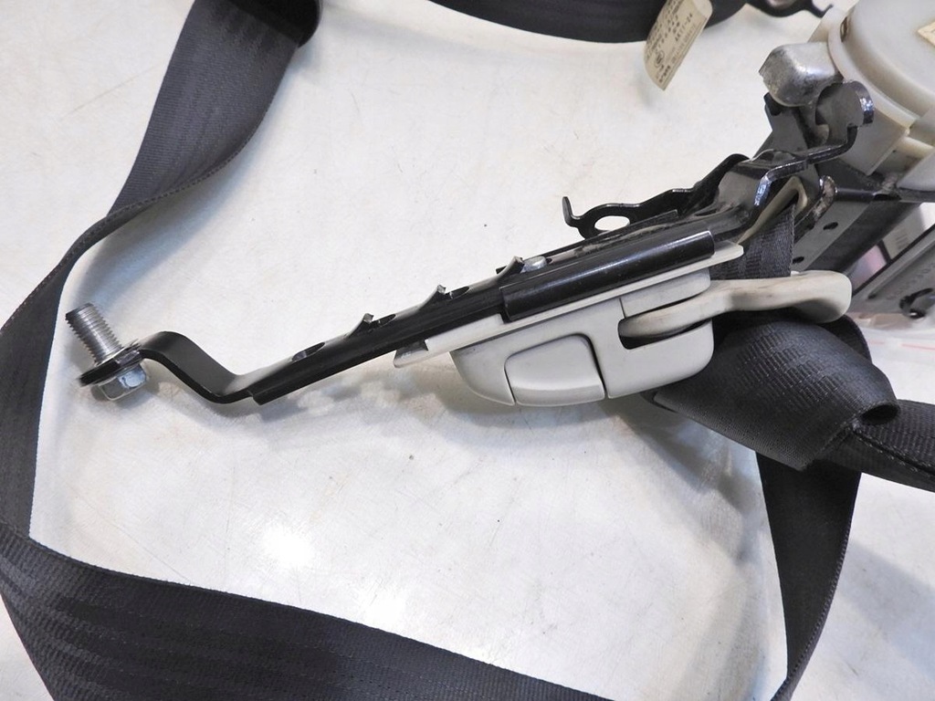 фото №10, Pas безопасности натяжитель левый перед mazda 5 i