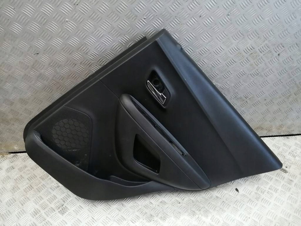 фото №1, Chevrolet trax обивка обшивка дверь правый задняя задний