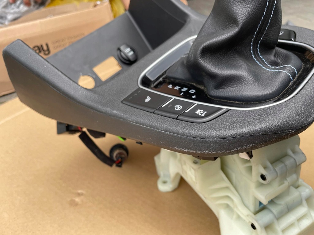 фото №9, Hyundai i30n i30 iii n lift 2020- домкрат переключения передач автоматическая коробка передач