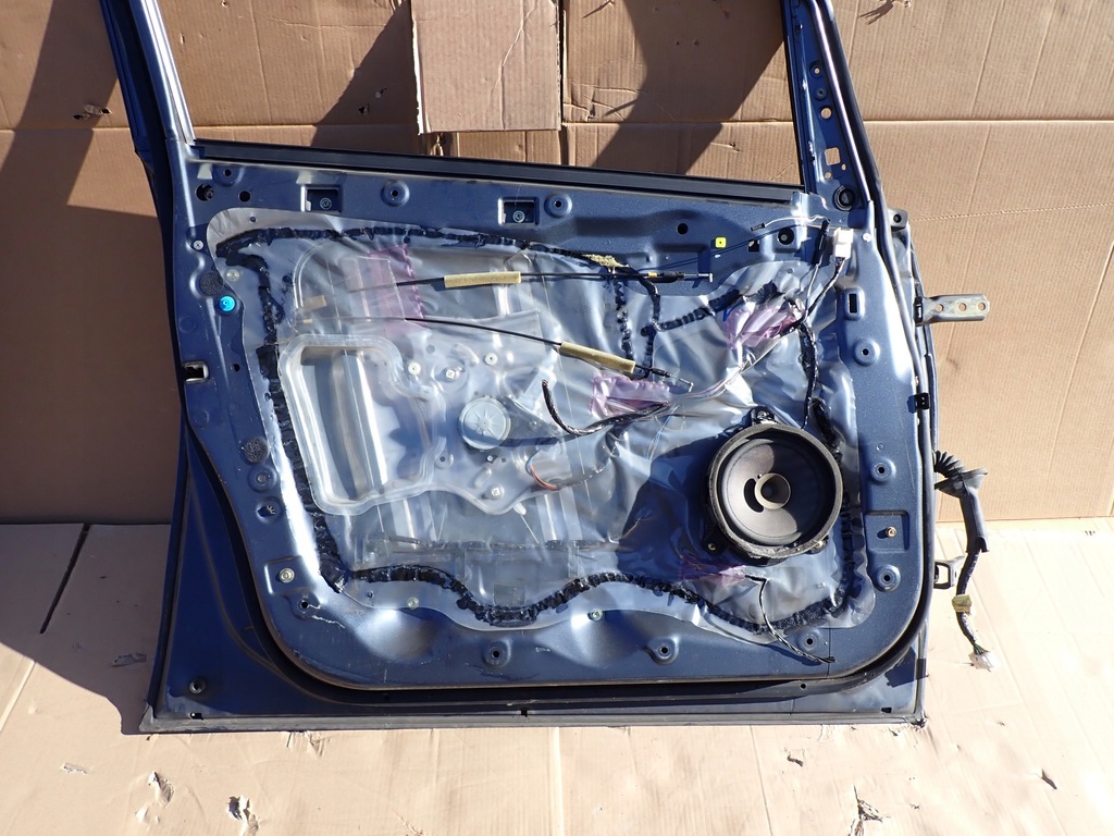 фото №7, Mitsubishi grandis 04-11 дверь передние левая a72a