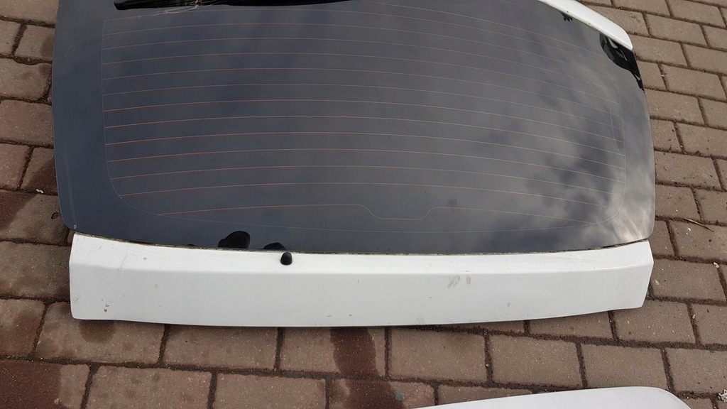 фото №6, Крышка багажника задняя задняя dacia sandero i ov369