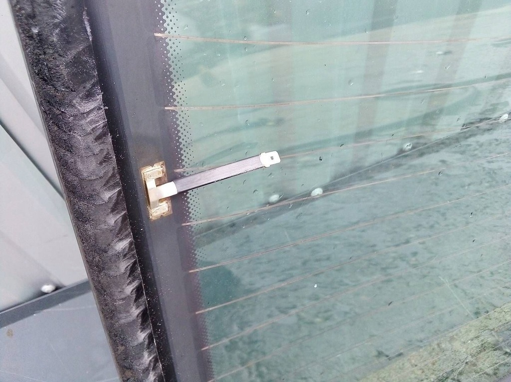 фото №6, Peugeot 607 2001 скло задня