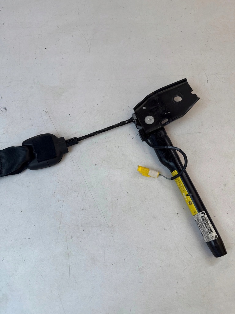 фото №11, Pas безпеки перед передній правий натягувач alfa romeo giulietta 015610